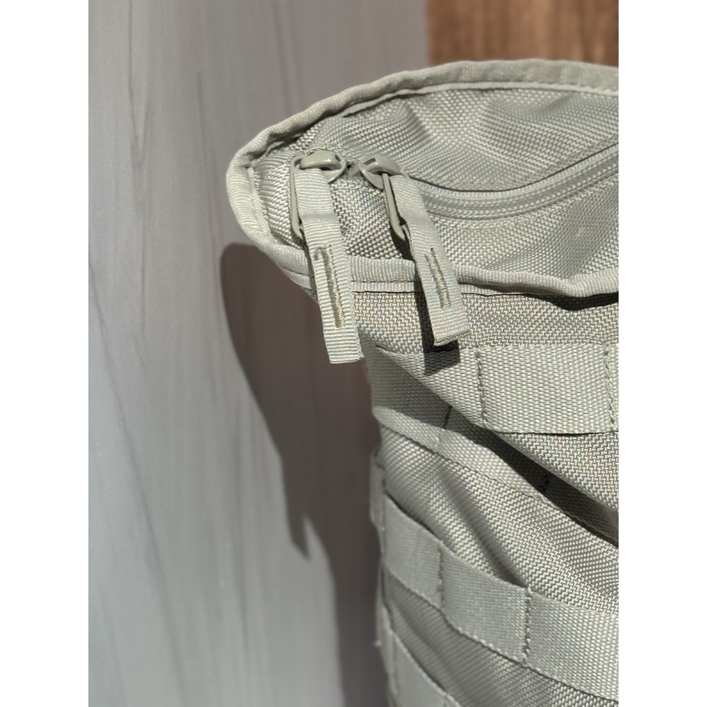 Nike AF-1 Tote Bag Clay Color Equipment Zip Gym Bag - Picture 5 of 11